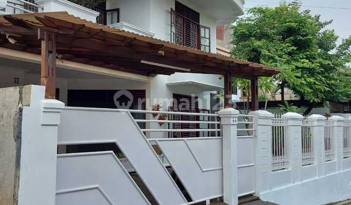 Rumah Hitung Tanah Kebayoran Lama Dekat Gandaria City Mall