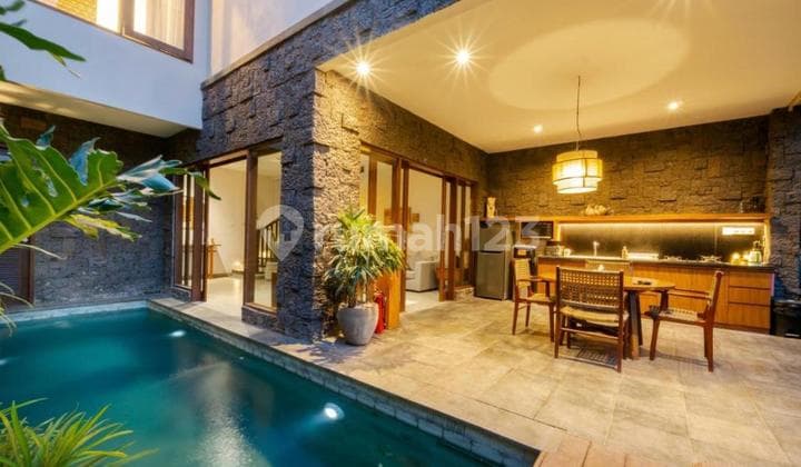 Villa Premium di Canggu Bali Full Furnished