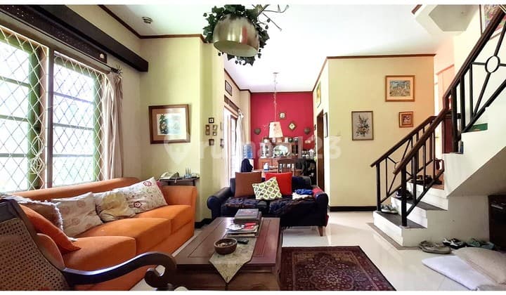 Dijual Rumah Cisitu Indah 6 Cluster Kampung Geulis Ada Halaman Luas