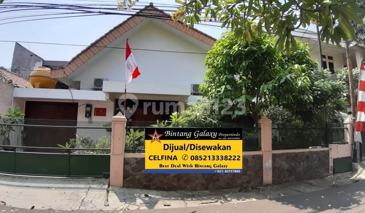 Rumah di Kebayoran Baru, Jakarta Selatan