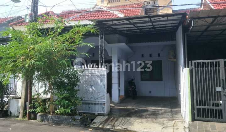 Rumah di Galaxy Bekasi