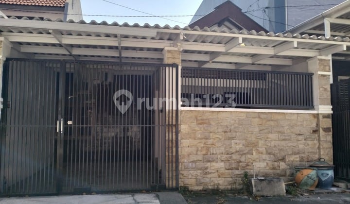 Di Jual Rumah Babatan Pantai