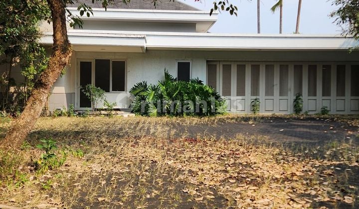 Rumah 1 Lantai Hitung Tanah Sayap Setiabudi