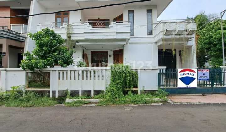 Dijual rumah hook 2 lantai di daerah Jaka Mulya Bekasi Selatan