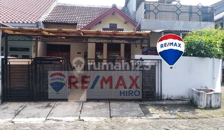 Dijual Rumah Hook 1½ Lantai Bebas Banjir Di Area Jatibening