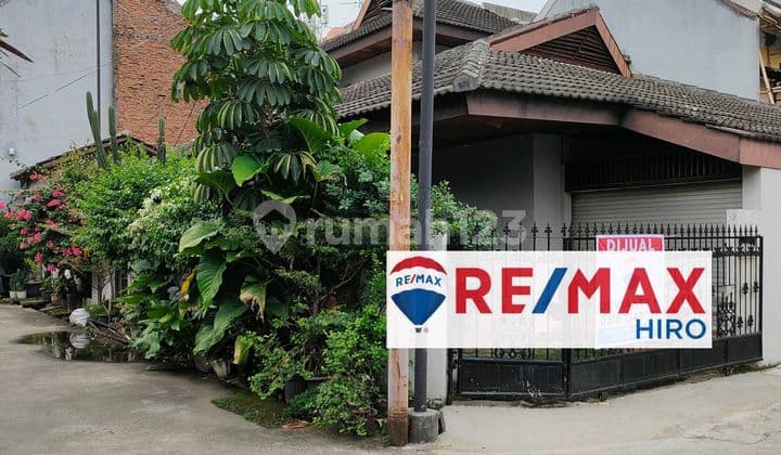 Dijual Rumah Tinggal 1½ Lantai Hook Di Area Pekayon