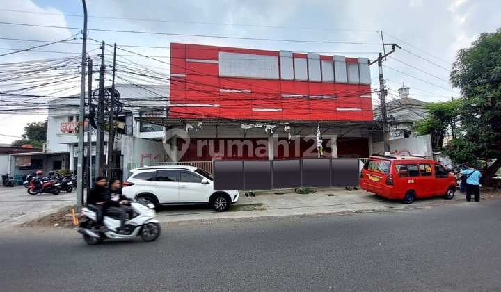 Jual Gudang Sudah Ada Ruang Kantor dan Mess Karyawan di Jl Sultan Agung.