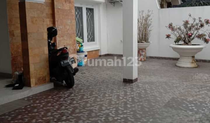 Jual Rumah Mewah 2 Lantai Dan Bagus Siap Huni Di Harapan Indah Bekasi