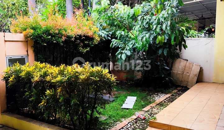 Jual Rumah 1 Lantai Siap Huni dan Semi Furnish di Harapan Indah.