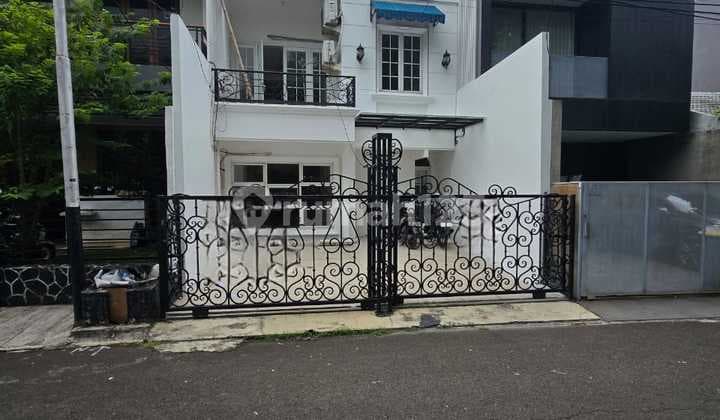 For Sale Ready-to-Live House in Front of Park in Pondok Indah