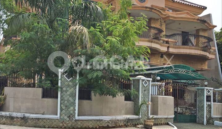 Rumah Villa Permata Gading, Kelapa Gading, Jakarta Utara