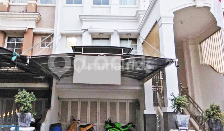 Rumah Gading Grande Timur, Kelapa Gading, Jakarta Utara