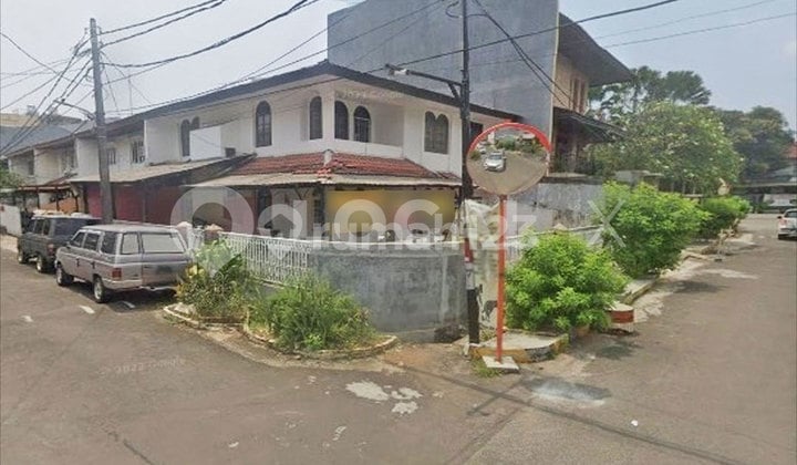 Molek Coconut House, North Jakarta