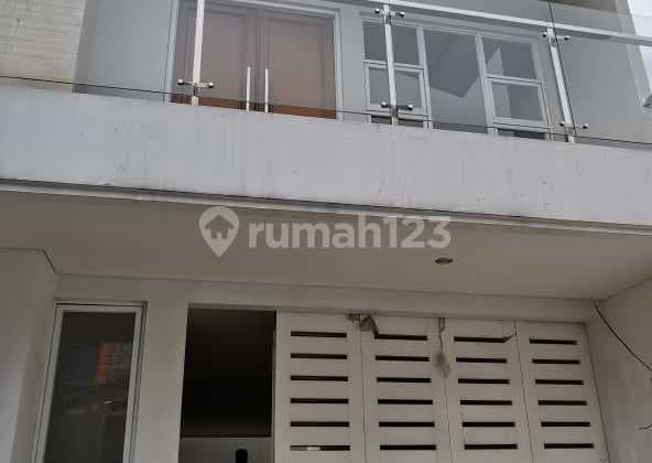 Rumah di Taman S Parman, Seberang Mall Central Park, Taman Aggrek