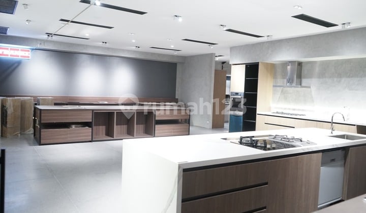 Gedung S Parman Siap Pakai, Izin Komersil, Cocok untuk Kantor, Showroom