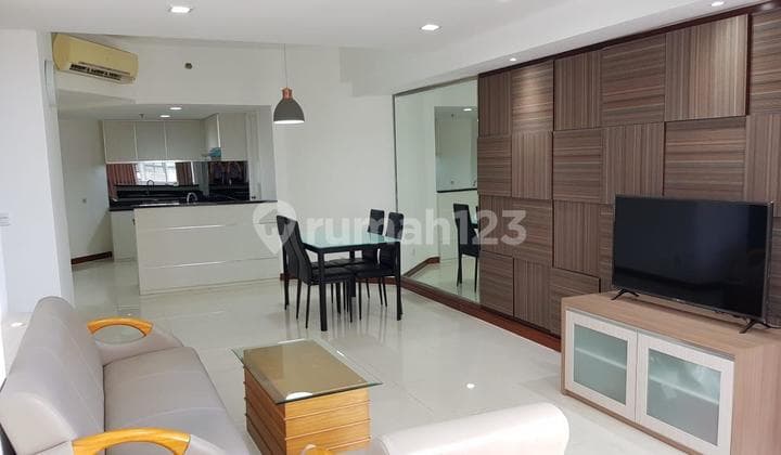 Apartemen Taman Anggrek siap huni, full reniv, full furnish harga nego