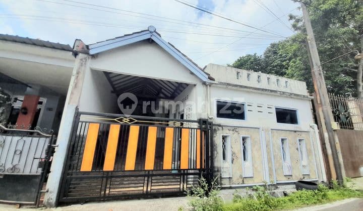 Strategic 2-Story House in North Purwokerto