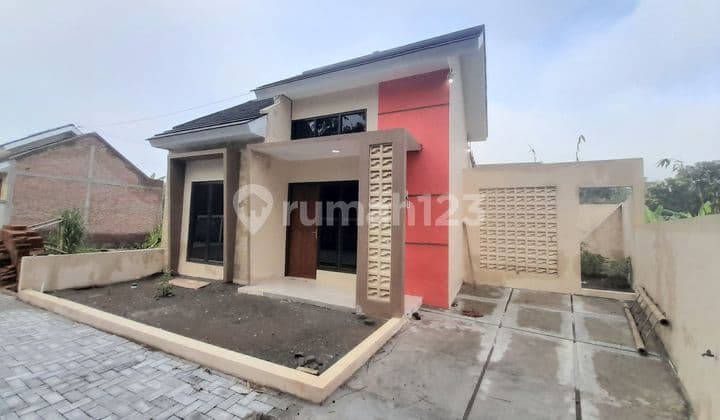 Rumah Minimalis Strategis Dekat Exit Tol Solo