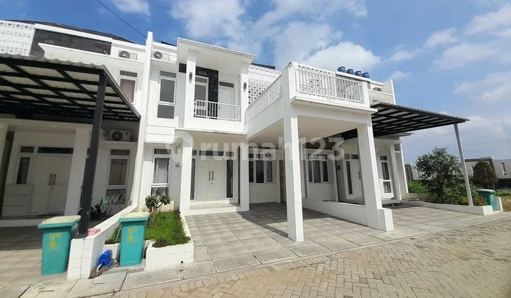 Strategic Modern 2-Story Bungalow Close to Margono.