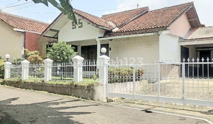 Rumah Non Perum di Prompong Tugu Batu Utara Purwosari