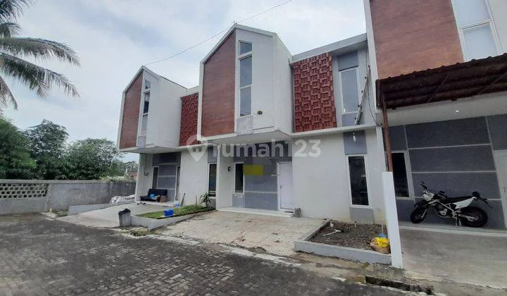 Rumah Scandinavian 2 Lantai Strategis Berkoh Dekat Jalan Gerilya