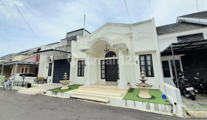Two-Story Villa House in Pamijen Baturaden, Nice and Ready to Occupy.