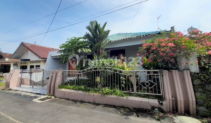 Strategic House in Kober Near Station