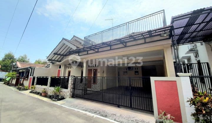 Rumah 2 Lantai Sumampir Strategis Dekat Spn
