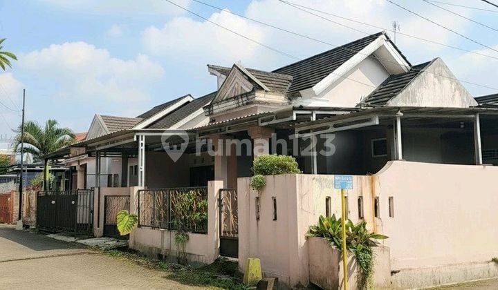 Hoek House in Sapphire Karangwangkal Near Unsoed