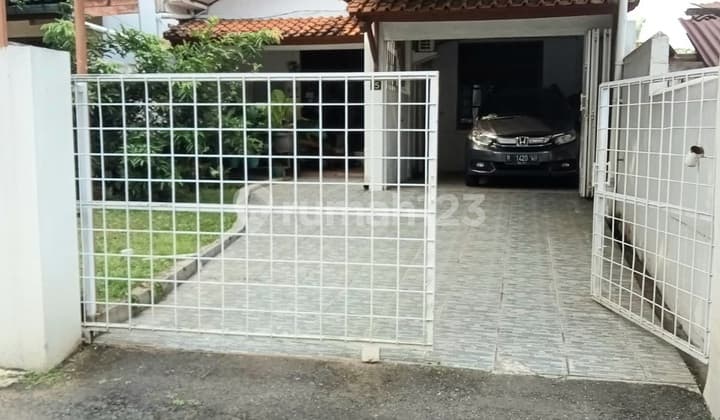 Rumah Tengah Kota Jatiwinangun Strategis Dekat Aston