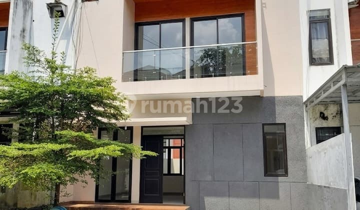 Rumah 2 Lantai Mid Town Residence Tengah Kawasan Unsoed