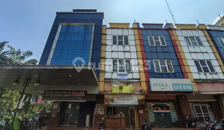 Golden Boulevard Ruko BSD City, 3 Floors