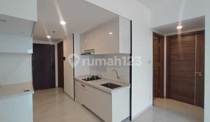 Dijual 3 BR Apartment Skyhouse Bsd City