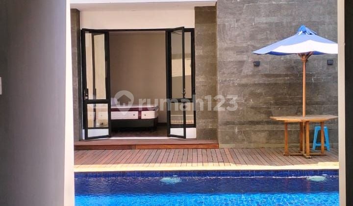 Rumah Mewah Ada Swimming Pool Di Gading Serpong