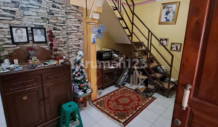 Rumah Usaha Di Kencana Loka Bsd City