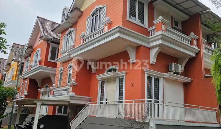 Disewakan Omaha Village Gading Serpong 3 Lantai Posisi Hook Furnished