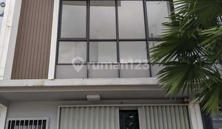 Shop House in Karawaci 65.0 m² Semi Furnished PPJB