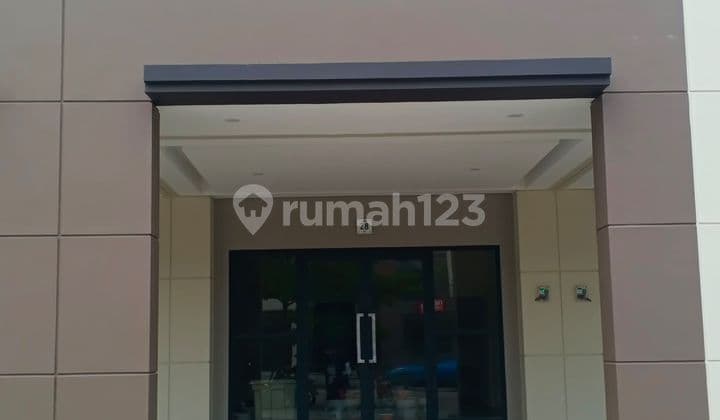 DISEWAKAN RUKO DOWNTOWN DRIVE Gading Serpong Ruko baru 2 Lantai Hadap Jalan