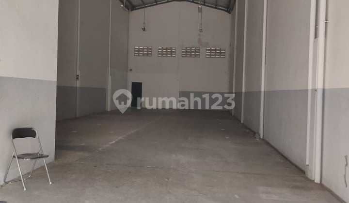 Warehouse Size 9X32.5. Coming Soon Readyyy
