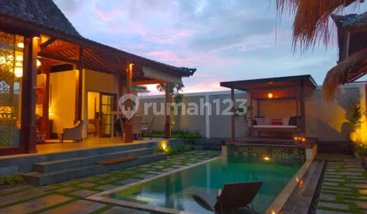 Luxury Villa Furnished Bagus SHM - Sertifikat Hak Milik di Canggu