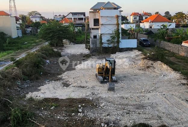Tanah di Jalan badak agung , Renon SHM - Sertifikat Hak Milik 58000 M²