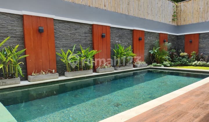 Villa Rumah Furnished Bagus SHM - Sertifikat Hak Milik di Kerobokan Kaja
