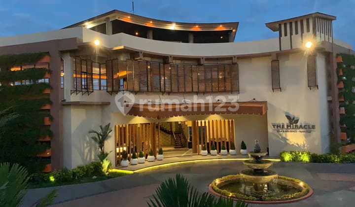 Ruang Usaha Villa Complex di Nusa Dua 11800 m² Furnished SHM - Sertifikat Hak Milik