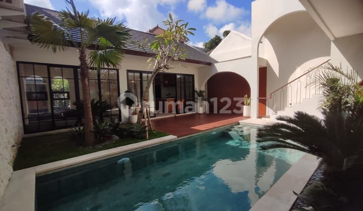 SHM Nice Furnished Semi Villa House - Certificate of Ownership in Jimbaran