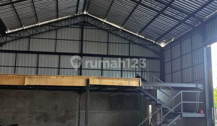Gudang di Sesetan Unfurnished 895.0 M² SHM