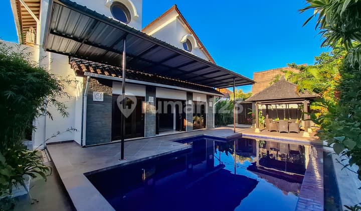 Modern House For Sale In Exclusive Residential Complex - Jimbaran