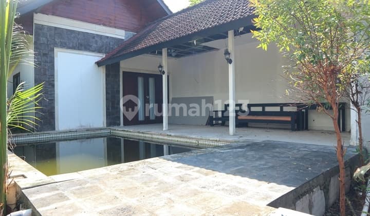 MURAH!! Villa dg TANAH LUAS di Komplek Puri Bendesa Ungasan