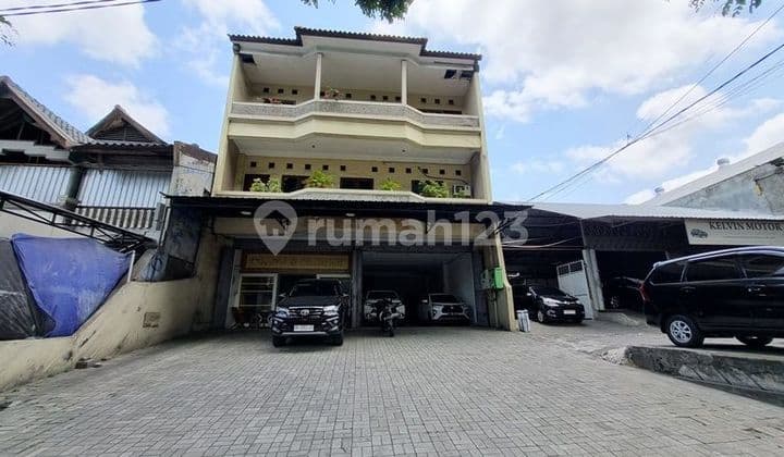 LOKASI CANTIK!! RUKO GANDENG 3 LANTAI Jalan Utama Gatot Subroto