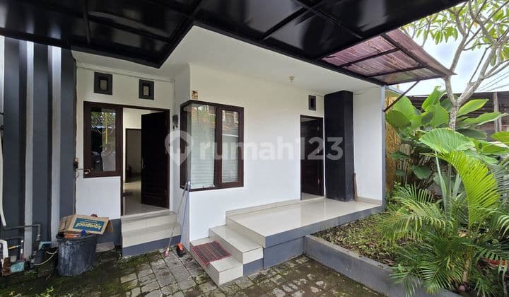 Rumah Minimalis Modern di Jimbaran Bali Dijual