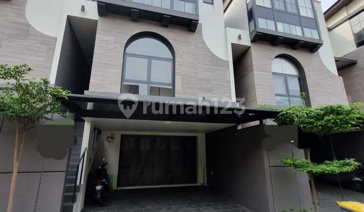 Dijual Rumah Baru Siap Huni 3 Lantai Di Cilandak
